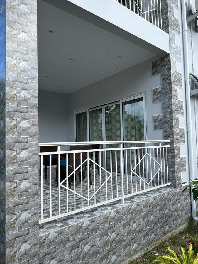 Coco De Mer Villa Anse Boileau Exterior photo